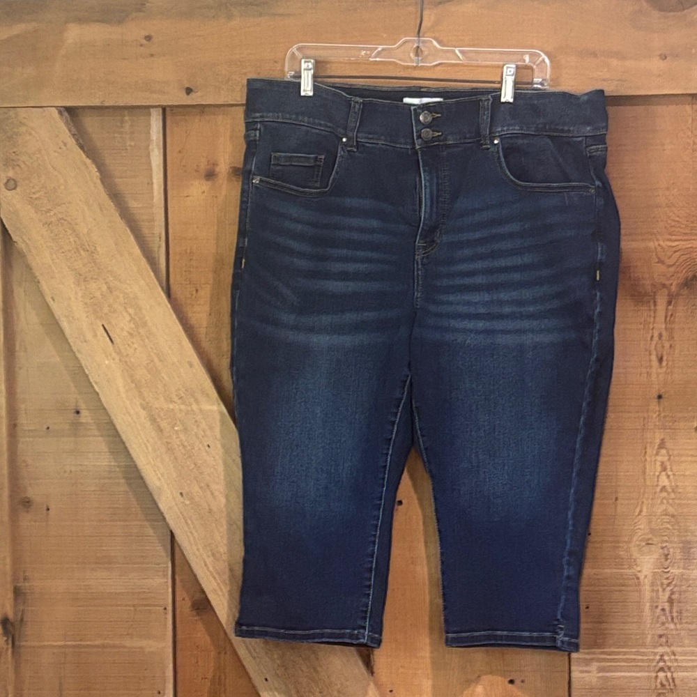Lane Bryant Dark Blue Capri Jeans